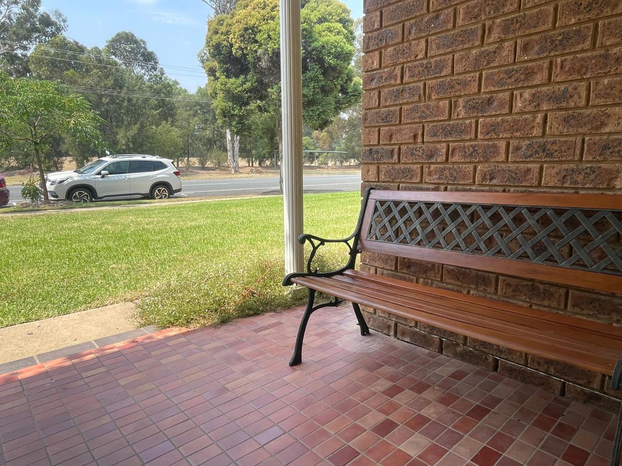 “Riverbank Retreat” Central Unit On The River Apartment Wagga Wagga Exterior photo