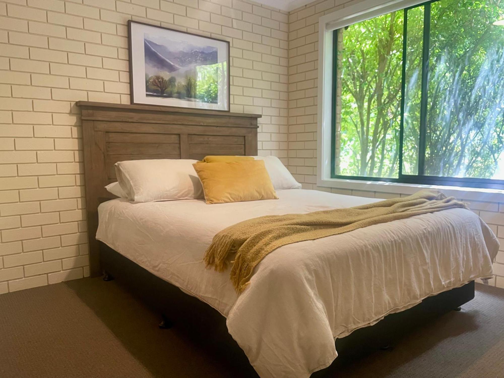 “Riverbank Retreat” Central Unit On The River Wagga Wagga Exterior photo